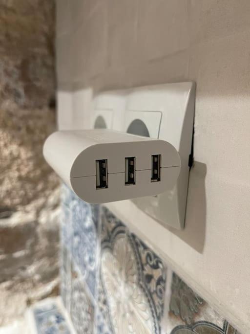 אתונה Stone Inn Near Acropolis & Metro 石头记 Felsenhohle מראה חיצוני תמונה