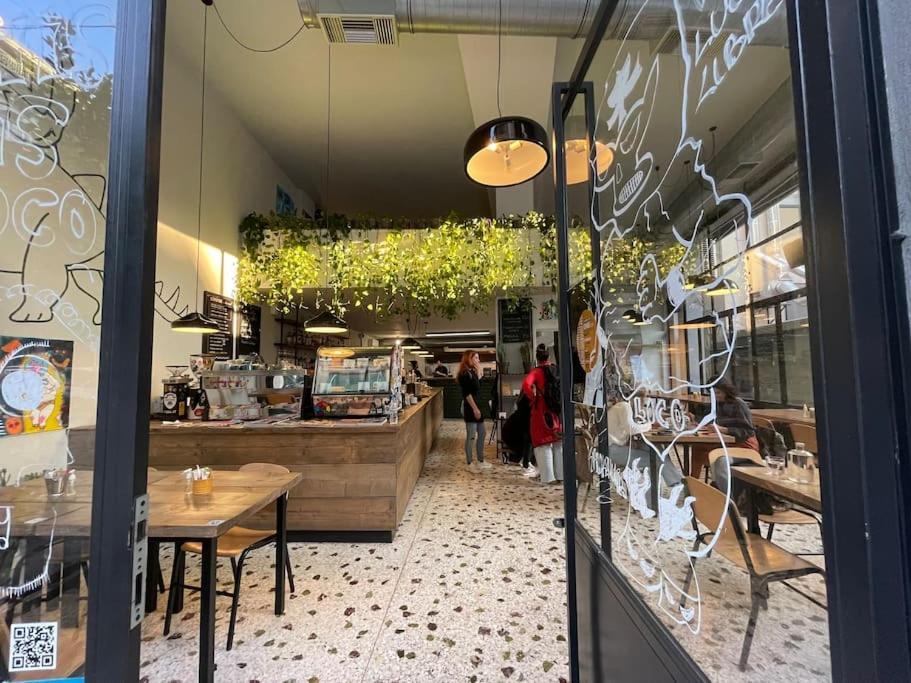 אתונה Stone Inn Near Acropolis & Metro 石头记 Felsenhohle מראה חיצוני תמונה