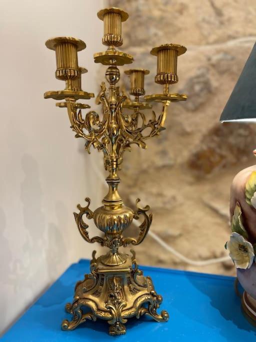 אתונה Stone Inn Near Acropolis & Metro 石头记 Felsenhohle מראה חיצוני תמונה